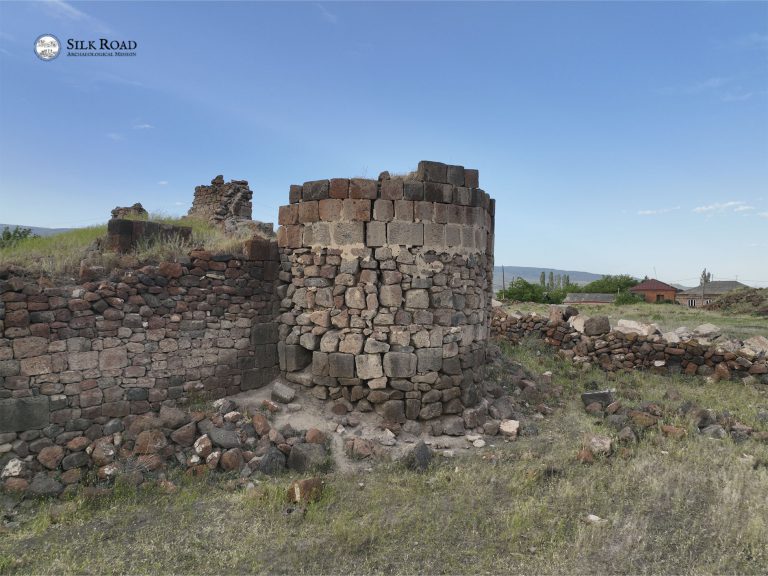 Aruch, torre fortilizio