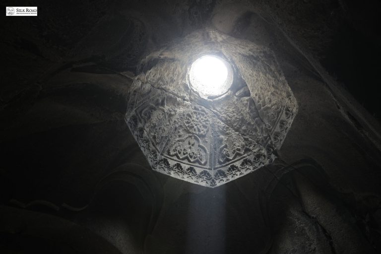 Una delle cupole del monastero vista dall'interno
